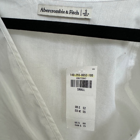 Abercrombie Twist Front Cropped Blouse - Picture 3 of 3